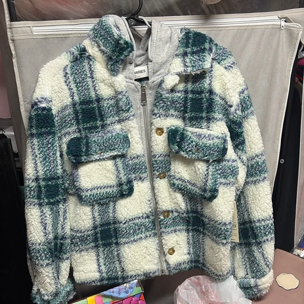 No Boundaries Plaid Sherpa Jacket - Picture 2 of 3